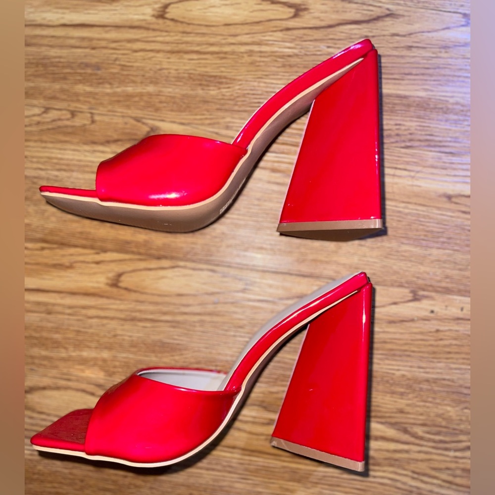 PLT RED CHUNKY HEELS!